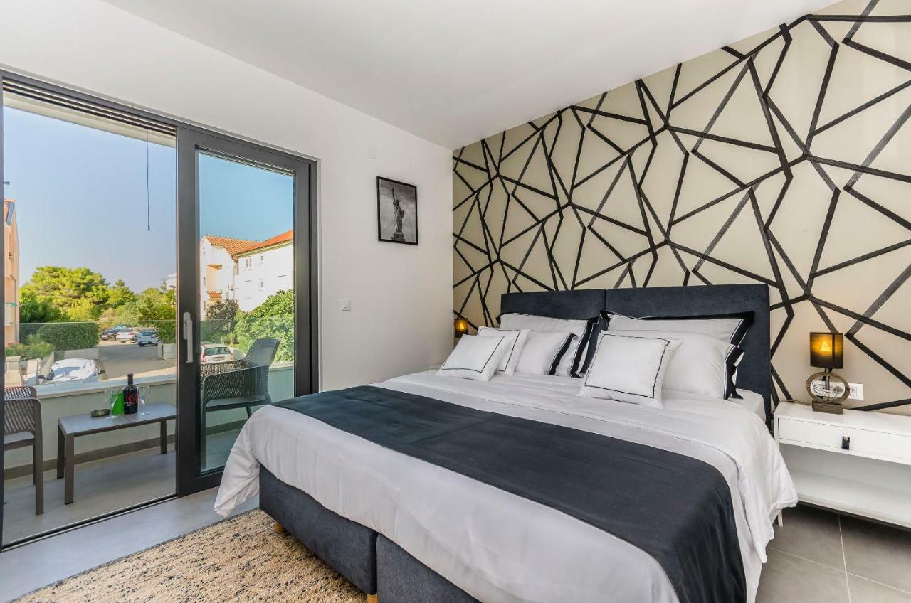 סרימה Apartments Villa Adriana I מראה חיצוני תמונה