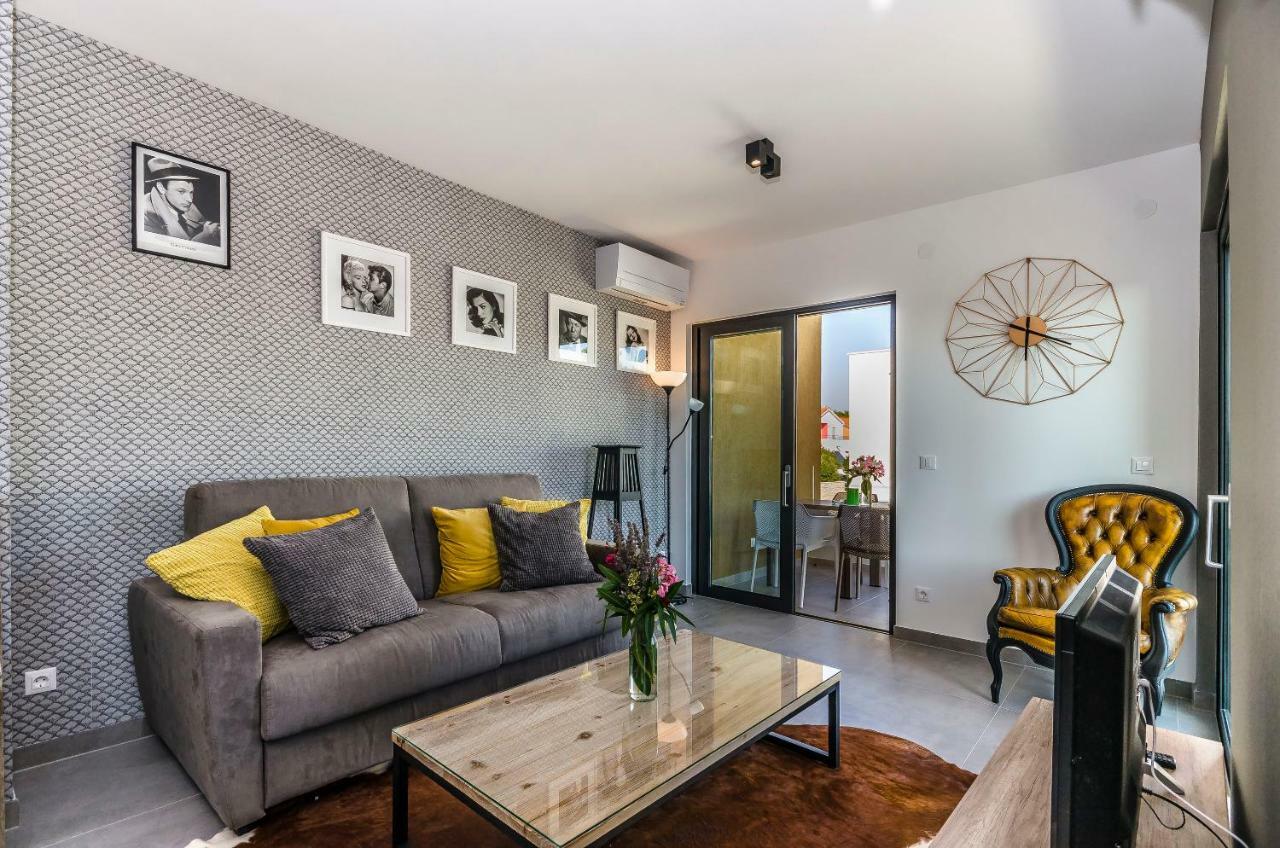 סרימה Apartments Villa Adriana I מראה חיצוני תמונה
